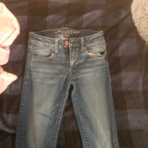 American Eagle size 2 skinny jeans